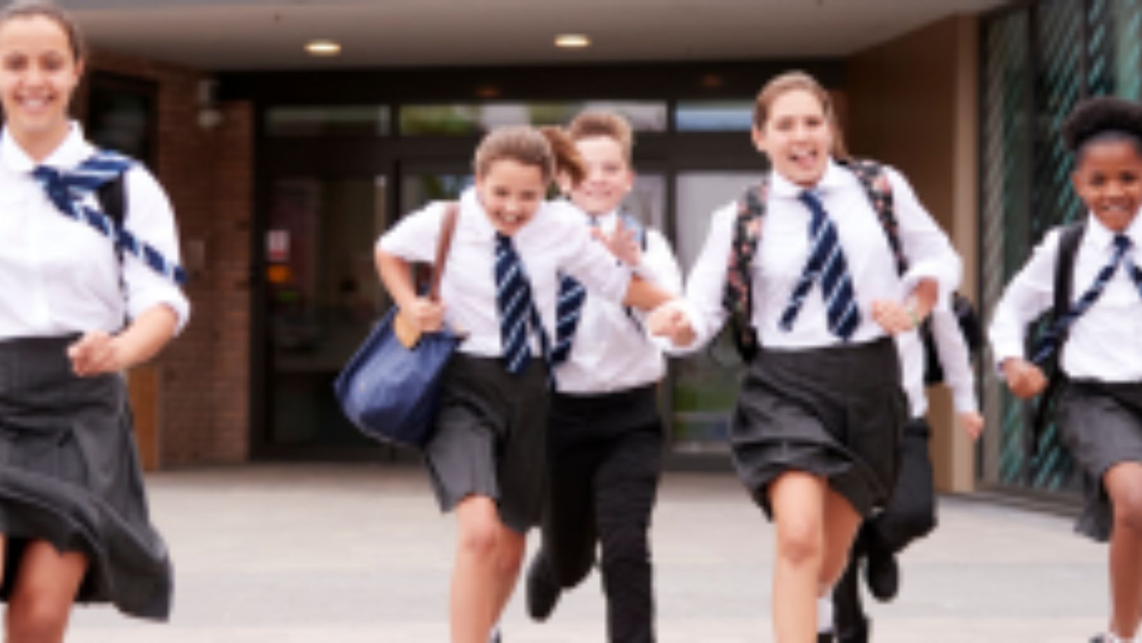 Arolwg SHRN o Iechyd a Lles Myfyrwyr Uwchradd 2021 — 2023. (Estyniad)